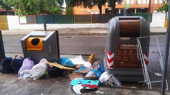 Multas de 600 euros por dejar la basura fuera de los contenedores