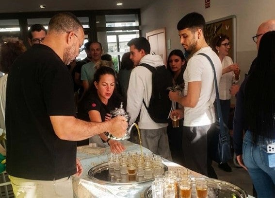Degustación de té árabe