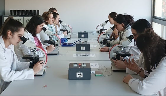 El IES Albalat abre un nuevo plazo para el certificado profesional 'Operaciones básicas en planta química'