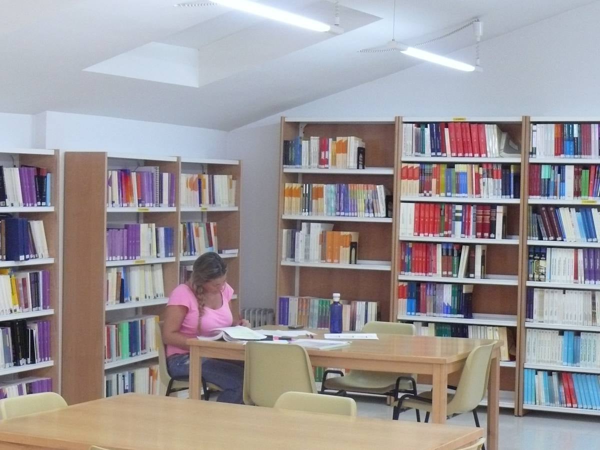 Biblioteca de la extensión local de la UNED