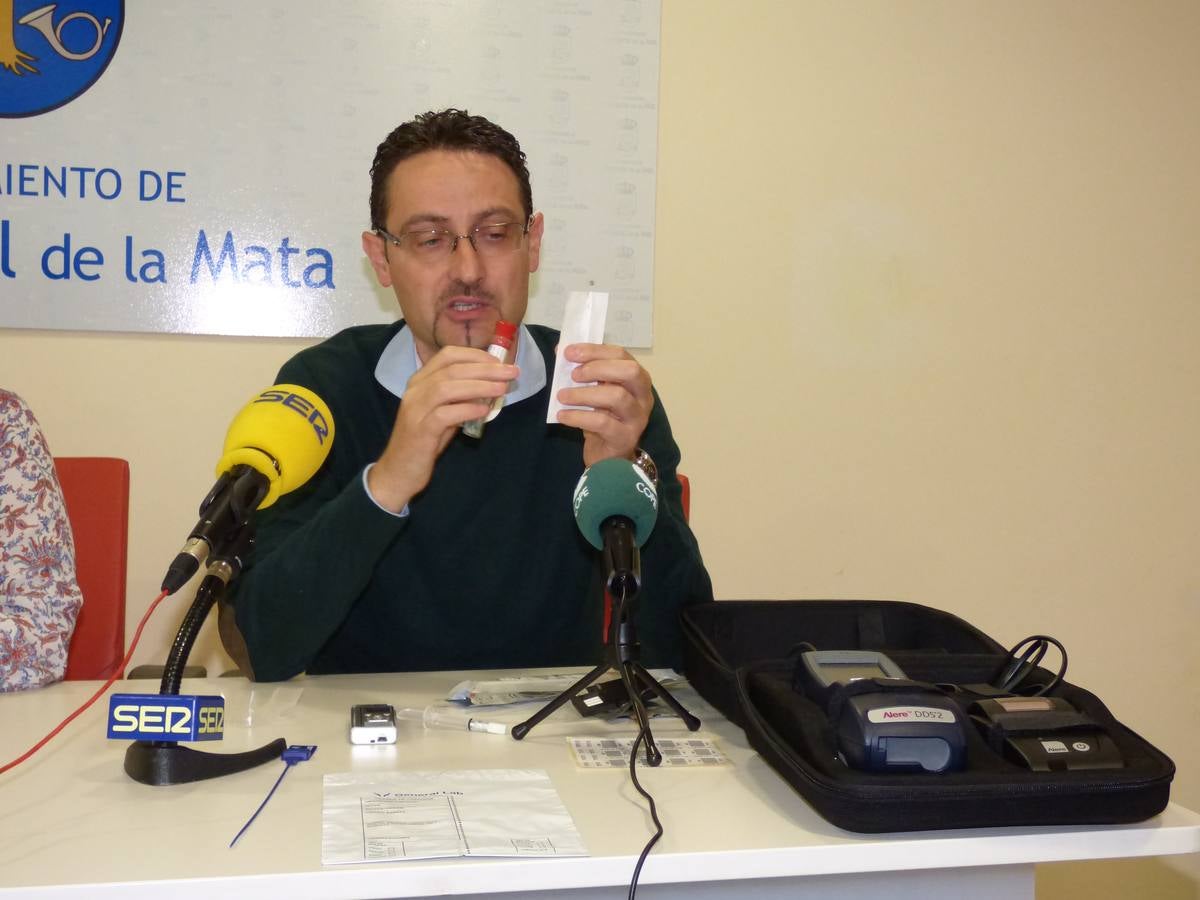 José María Azabal explica el funcionamiento del equipo 