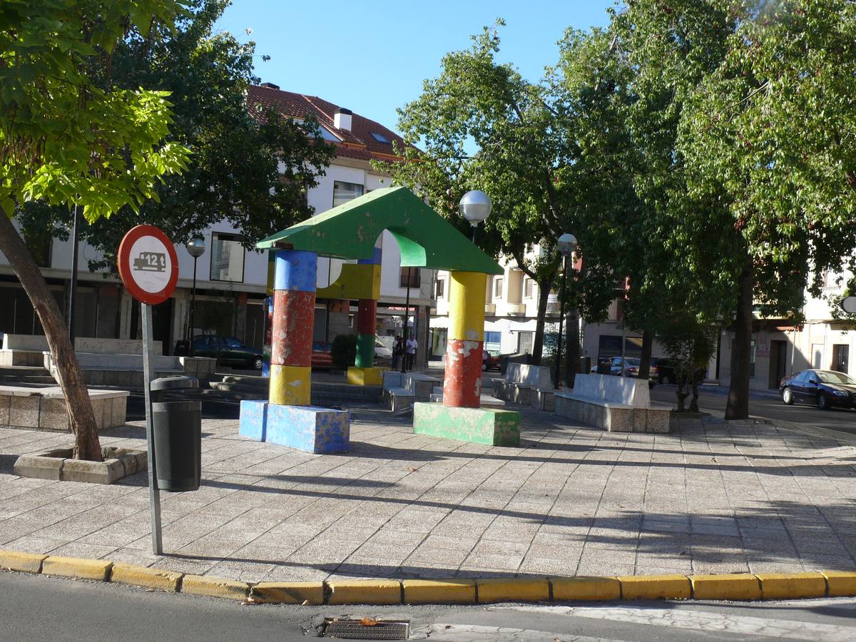Plaza de la Remonta, conocida popularmente como Los Colorines 