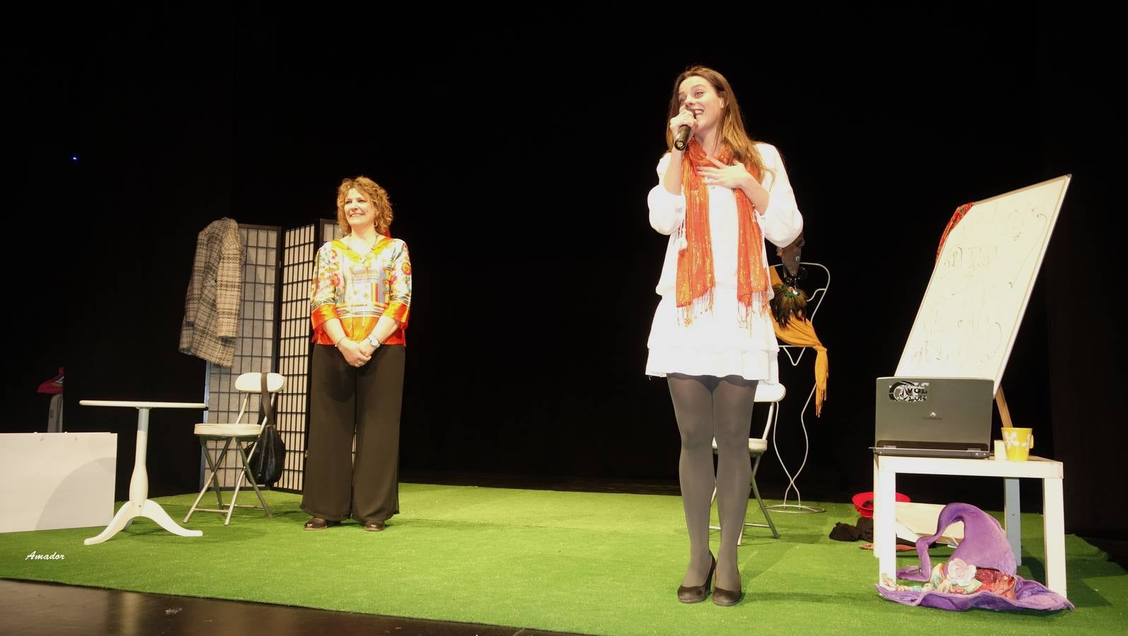 Clara Alvarado en el Tetro del Mercado 