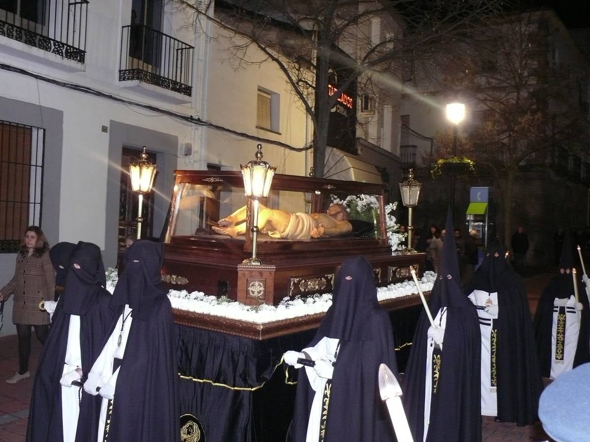 La procesión del Santo Entierro sacará cuatro pasos a la calle