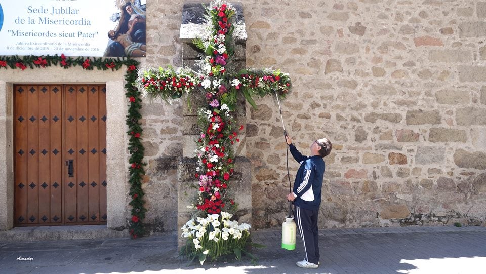 Un año más se cumple la tradición de las Cruces de mayo