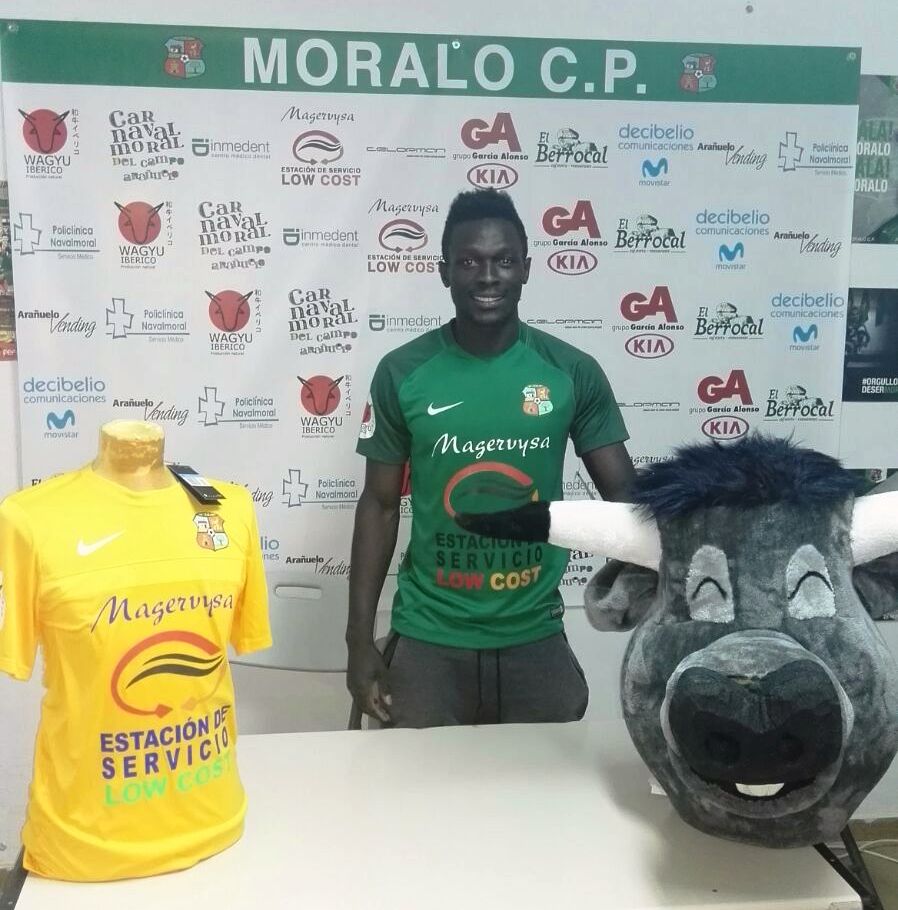 El Moralo incorpora a un jugador gambiano procedente de Letonia, Ensa Njie