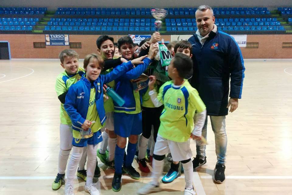 Élite Talavera y la Escuela Morala ganan el II Torneo de Reyes de fútbol-sala