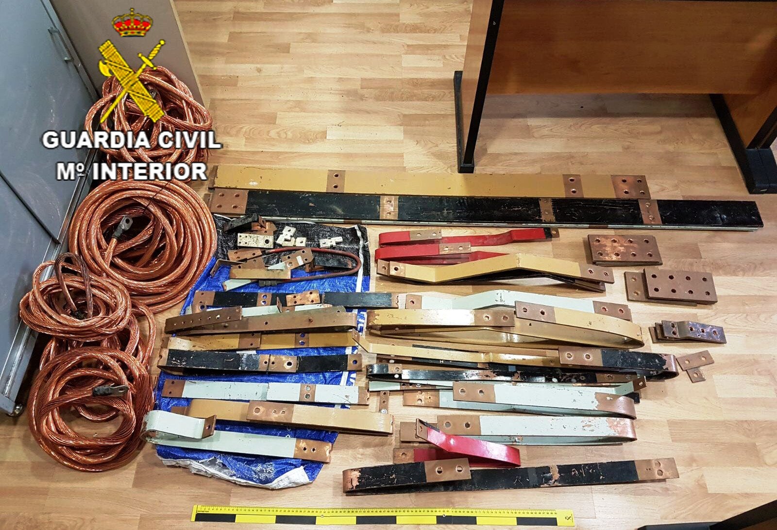 La Guardia Civil detiene a dos ciudadanos rumanos por el robo de cobre de una fábrica de Navalmoral