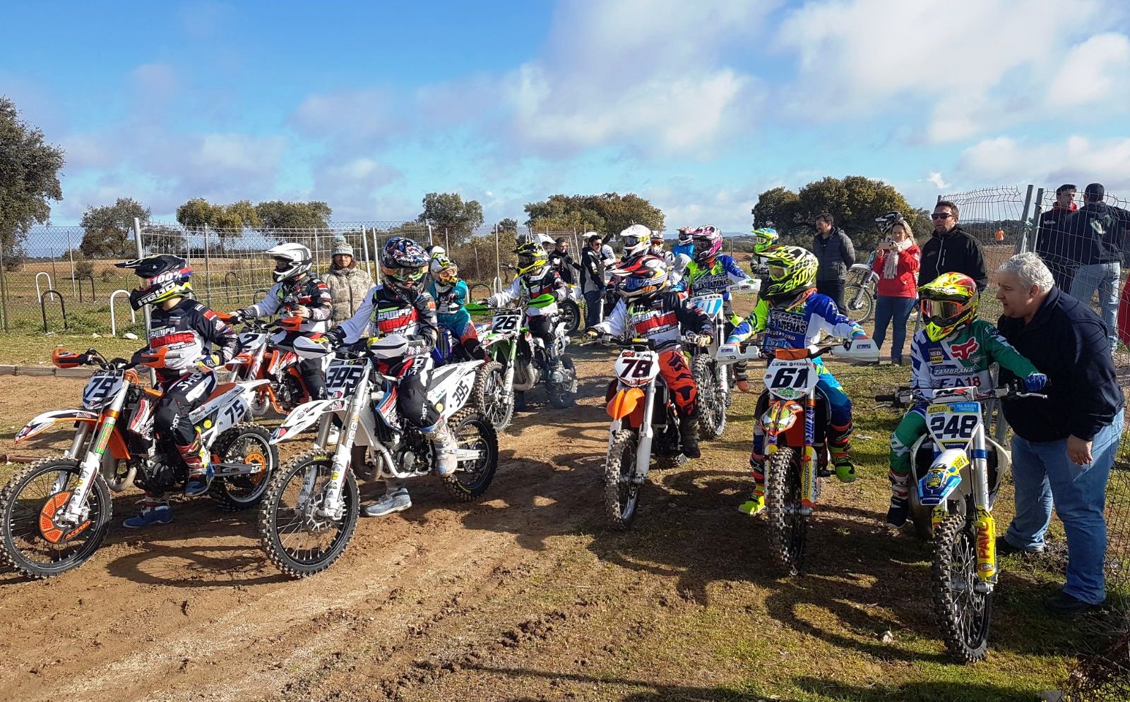 Mario Moreno gana la primera prueba del Campeonato de Extremadura de Motocross en MX85