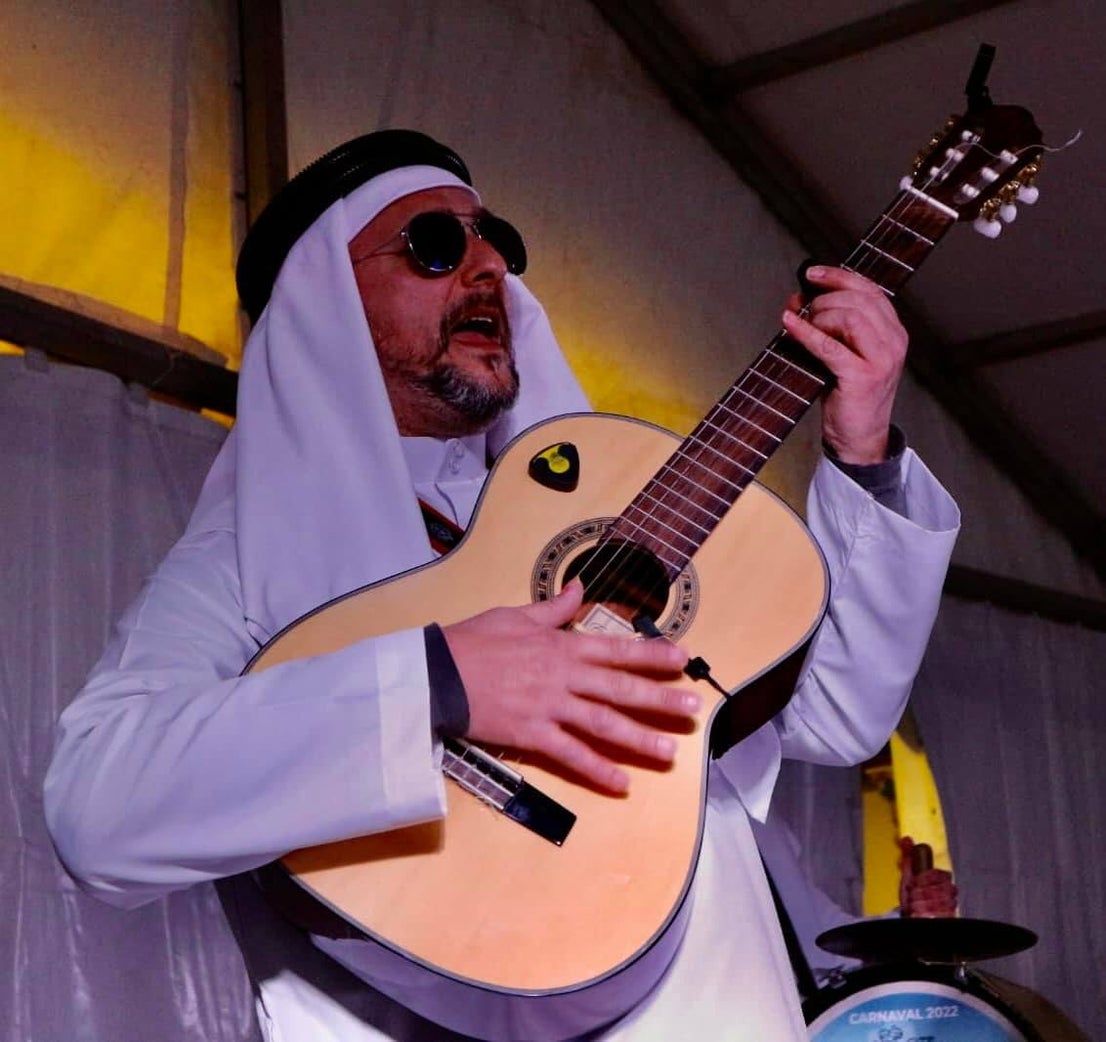 'Los Camballotas', 'Los 3W', 'Los Mirinda' y 'Los Chungos' dieron la chispa de la noche en el primer día del Carnaval de Olivenza 2022. 