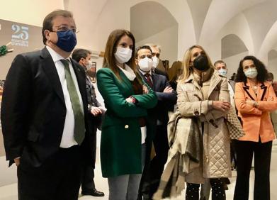 Imagen secundaria 1 - Antonio Ferrera celebra los 25 años de su alternativa con una exposición en el Museo de Olivenza