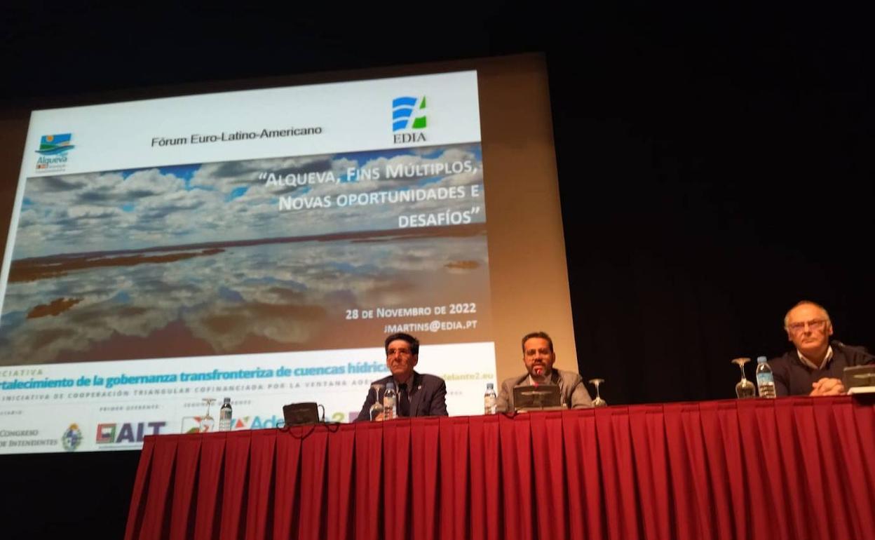 Manuel J. González participó en el Fórum Euro-Latino-Americano de Alqueva en Portel