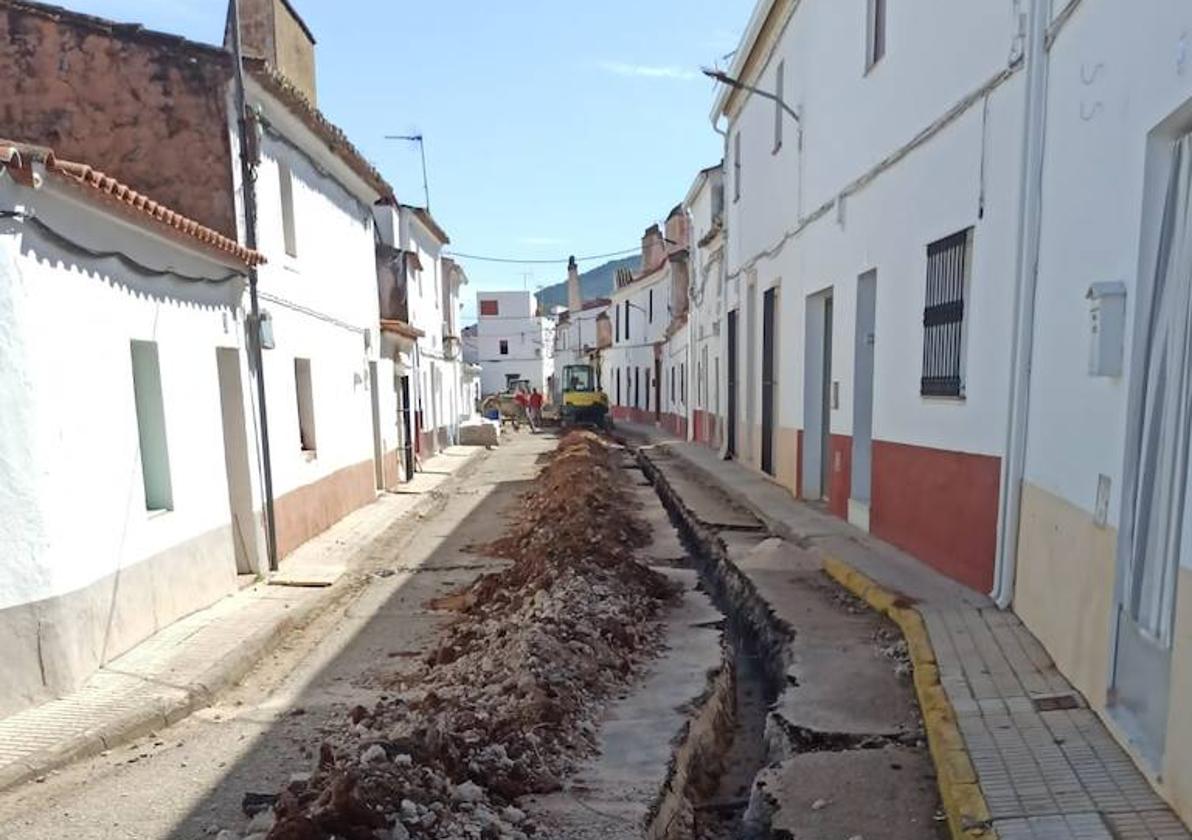Finalizan las obras de renovación de redes de agua de la calle Obispo Amadeo de San Jorge de Alor