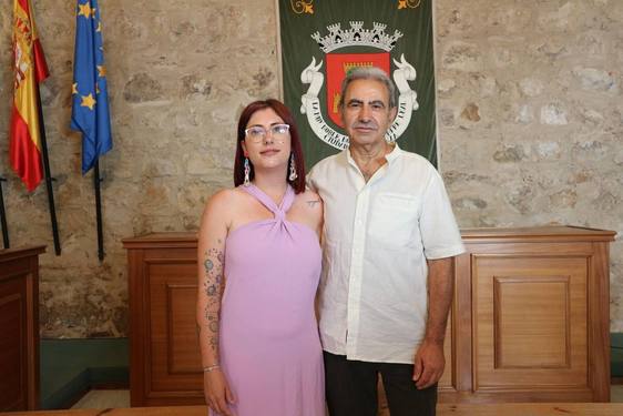 El acuerdo suscrito entre IU-PSOE incluye 8 puntos sobre medio ambiente, sanidad, empleo, gestión, entre otros