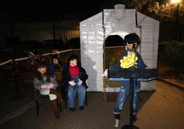 Obra realizada por la Asociación de Costaleros Los Obreros con su representación de 'Esto es un Calvario'.