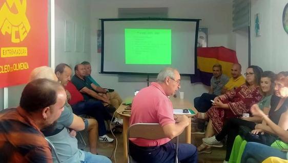 El PCE, Partido Comunista de España, inaugura una nueva sede en Olivenza