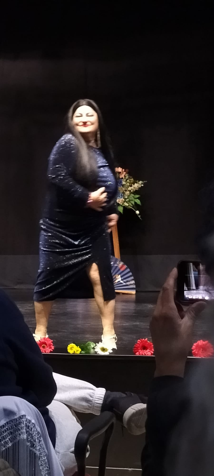 Las artistas del Hogar de Mayores lo dan todo en la Gala Musical 'Fantástica Fiesta'