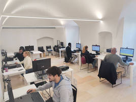 Algunos de los asistentes a la sesión formativa.