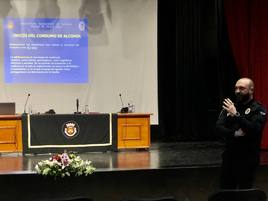 Momento de la charla.