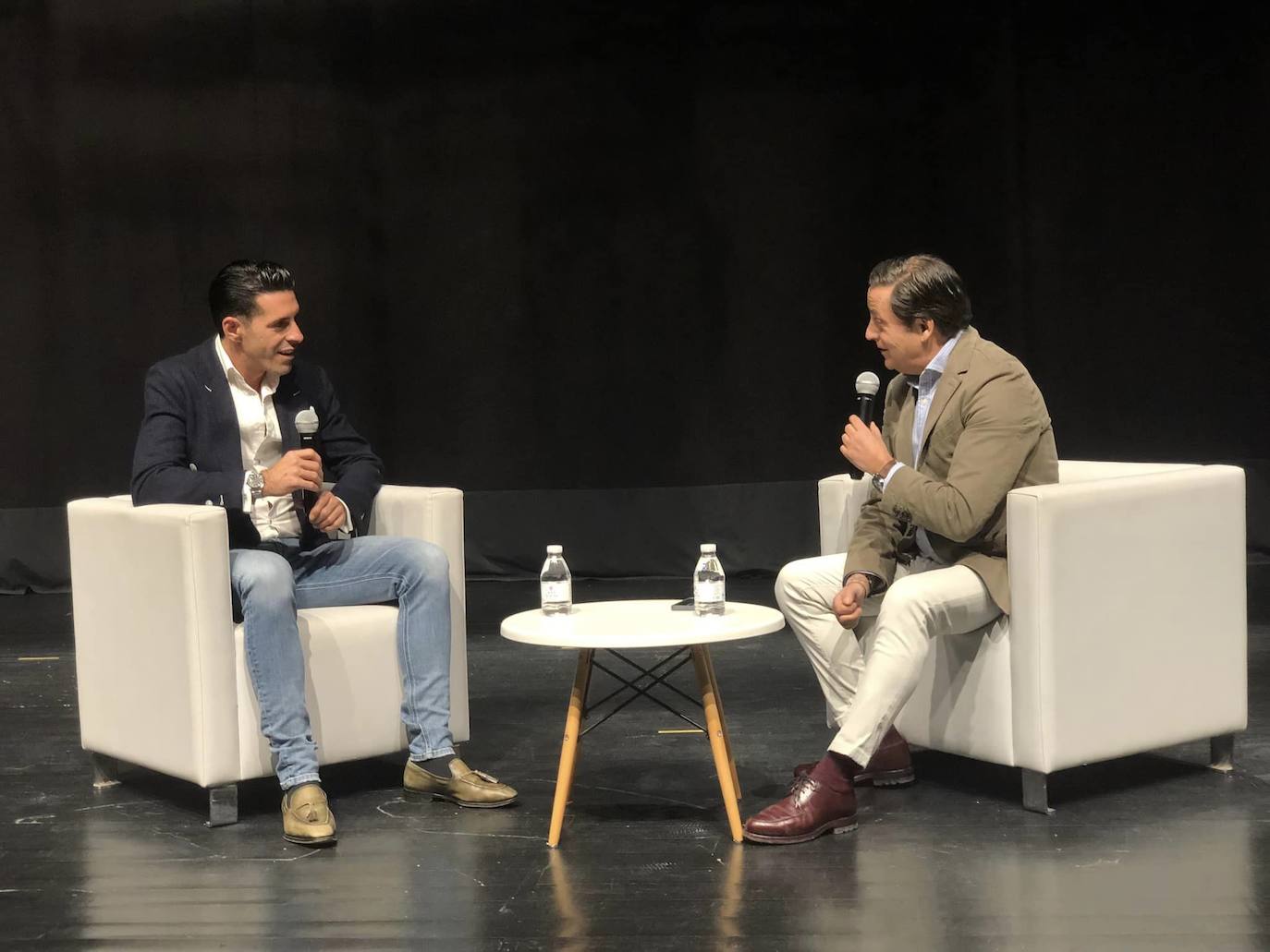 Olivenza inauguró la temporada taurina con un programa de lujo y un lleno hasta la bandera