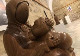 Escultura sobre 'La nacencia'.