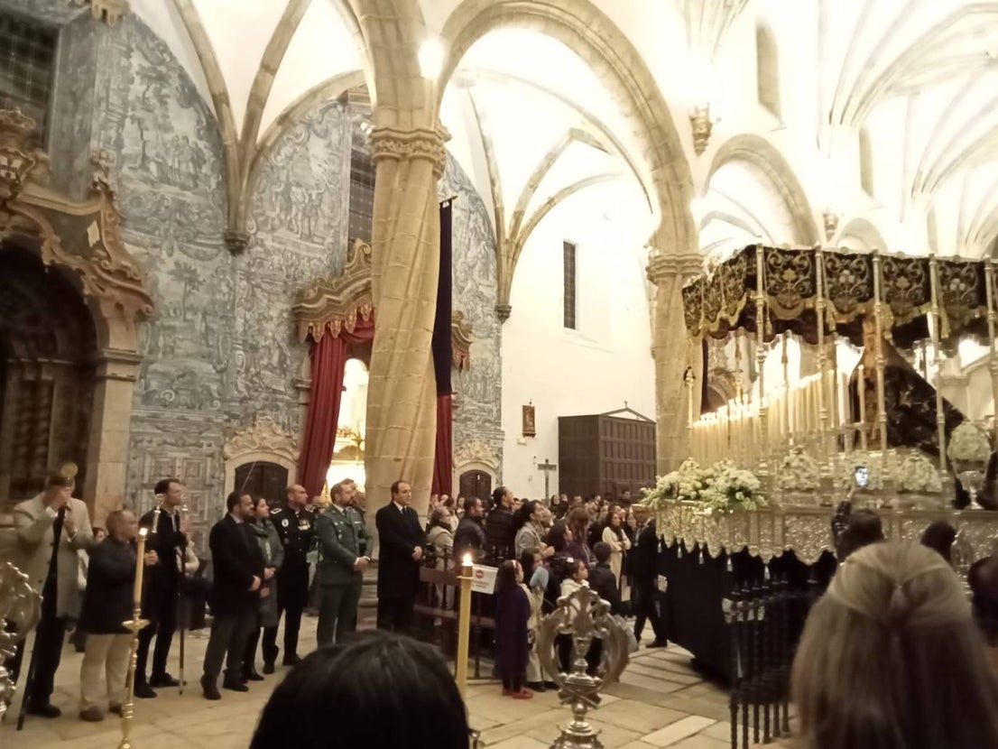 Los actos de la Semana Santa estuvieron supeditados por la lluvia