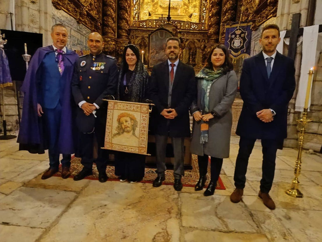 Los actos de la Semana Santa estuvieron supeditados por la lluvia