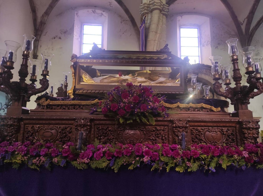 Los actos de la Semana Santa estuvieron supeditados por la lluvia