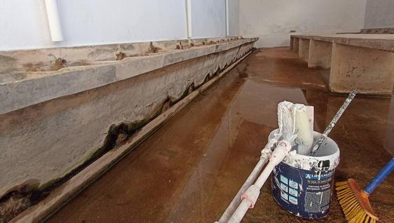 Se acometen labores de reforma y limpieza en los lavaderos de la Fuente de la Cuerna
