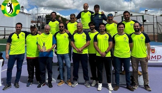 Finaliza la Liga de tenis de Olivenza 2024