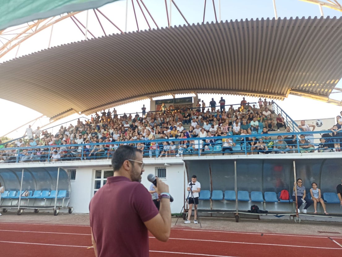 La clausura de la VII Liga de Fútbol reunió a casi 400 deportistas de la Comarca