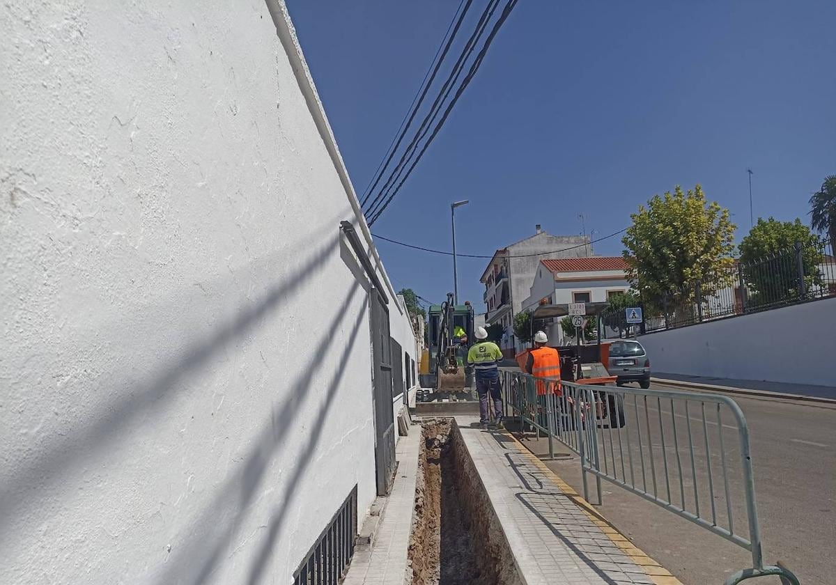 Obras de soterramiento en diversas calles de La Farrapa.