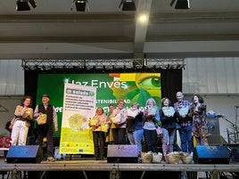 Los participantes en el proyecto 'In salads' recibieron un obsequio.