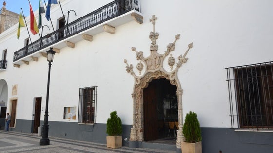 El Ayuntamiento creará una bolsa de empleo para el puesto de podador