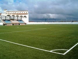 Instalacioens del campo de césped artificial.