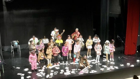Dos agrupaciones oliventinas más participarán en el Carnaval de Badajoz