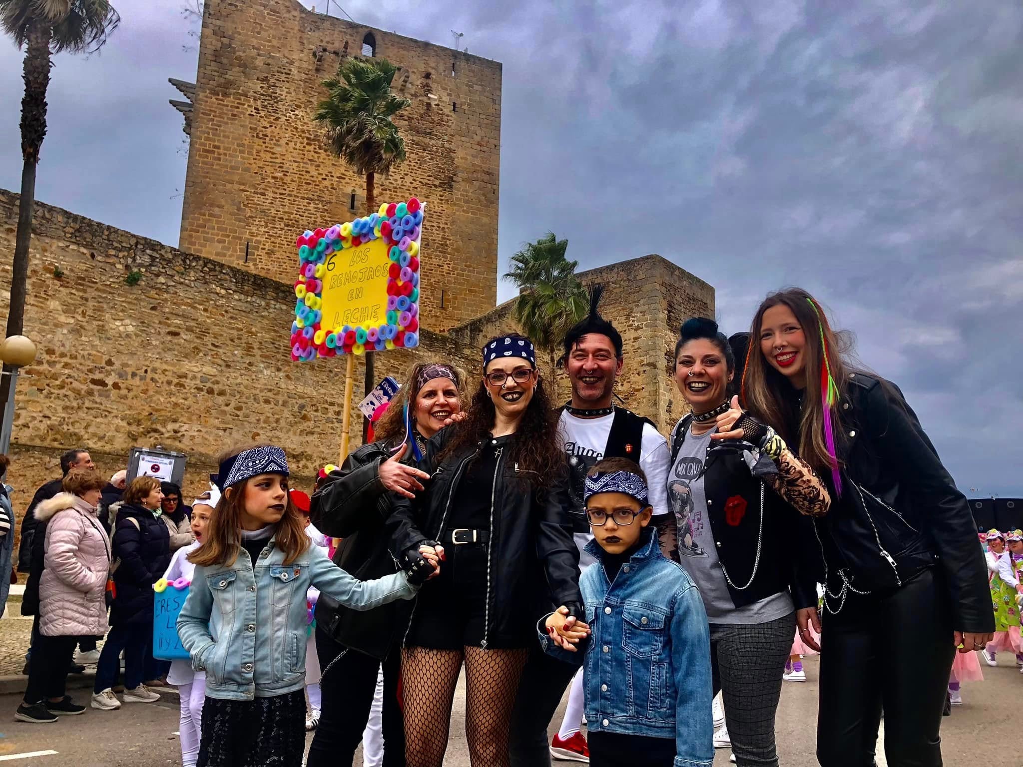 El mal tiempo no consiguió disminuir las ganas de carnaval de los oliventinos