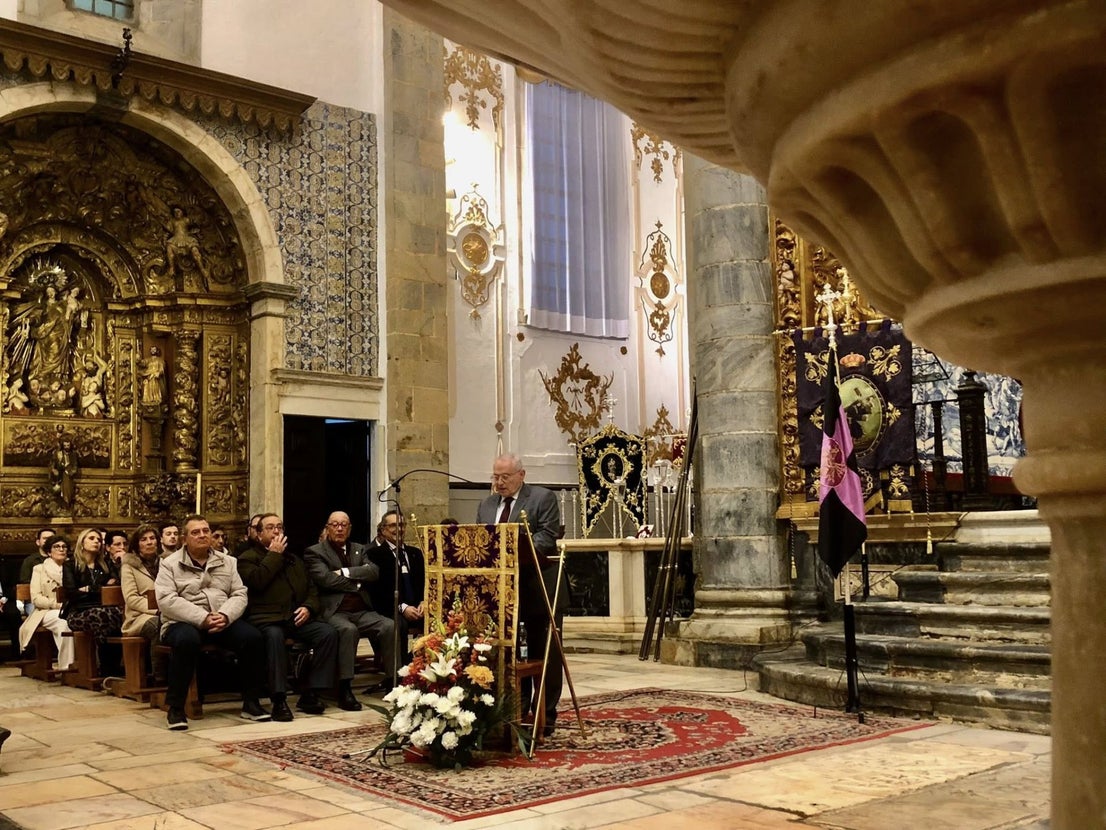 José M. Rodríguez, realizó un sentido recorrido por la historia de la Semana Santa oliventina en su pregón
