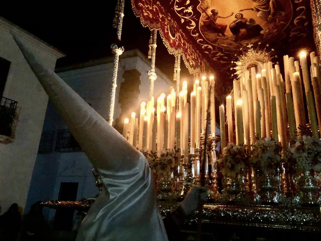 Jesús Orando en el Huerto estrenó nuevos faldones el martes Santo