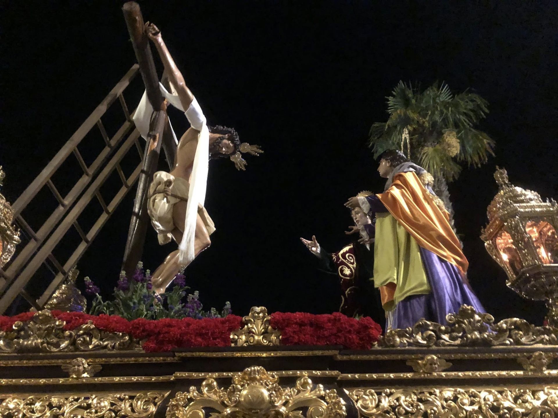 El descendimiento de Cristo marcó el jueves Santo