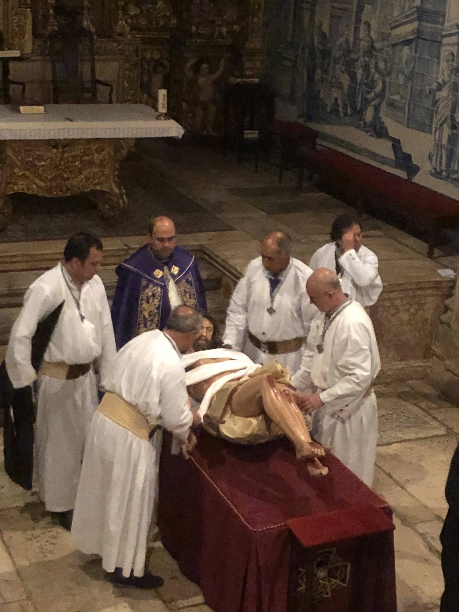 El descendimiento de Cristo marcó el jueves Santo