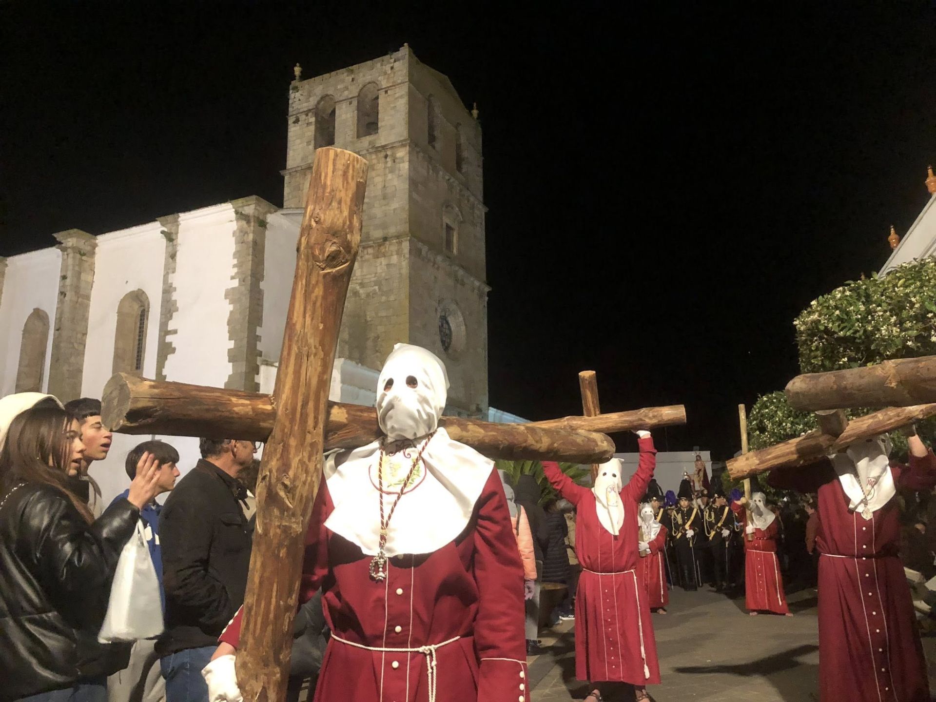 Jesús Orando en el Huerto estrenó nuevos faldones el martes Santo