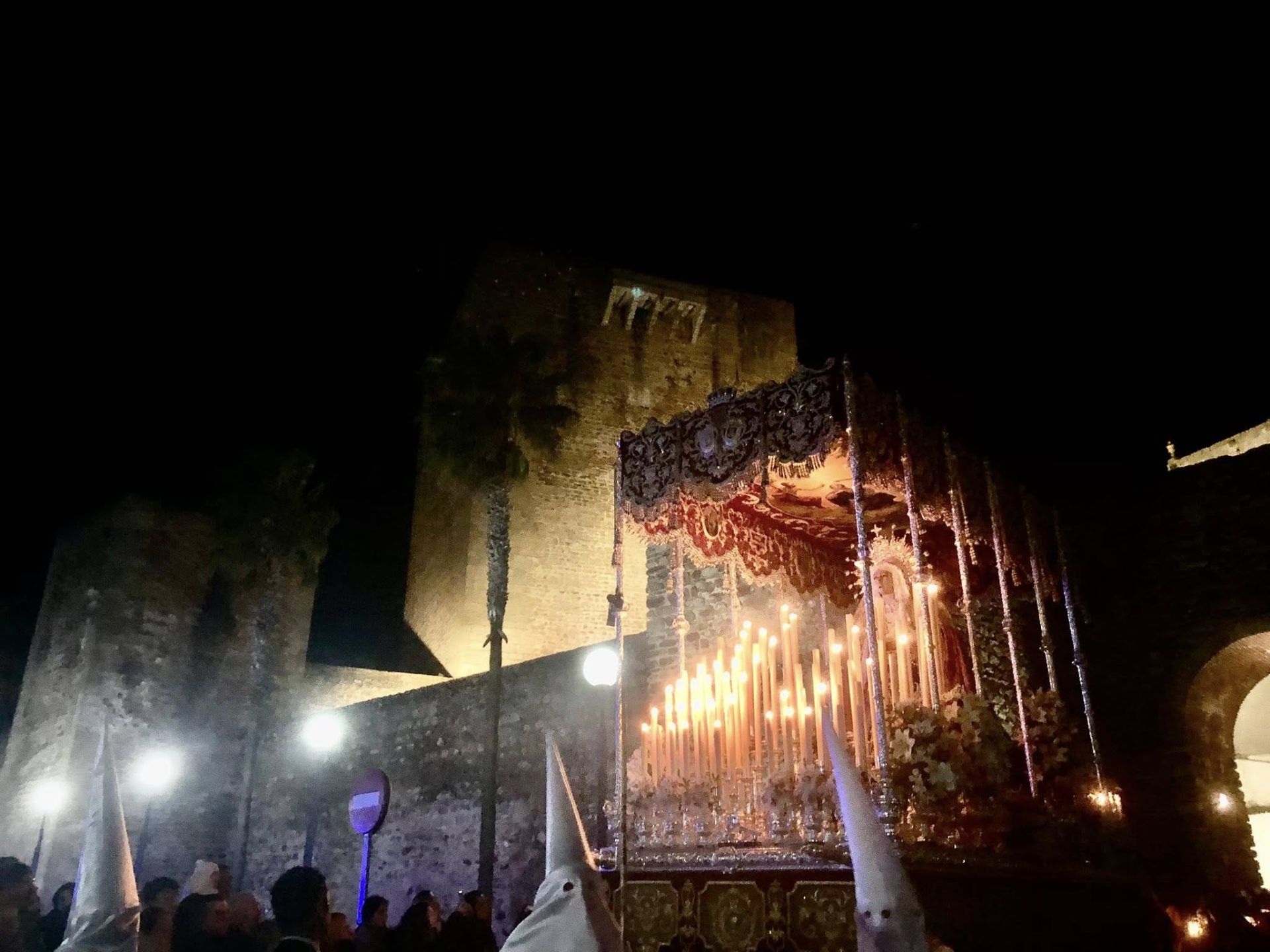 Jesús Orando en el Huerto estrenó nuevos faldones el martes Santo