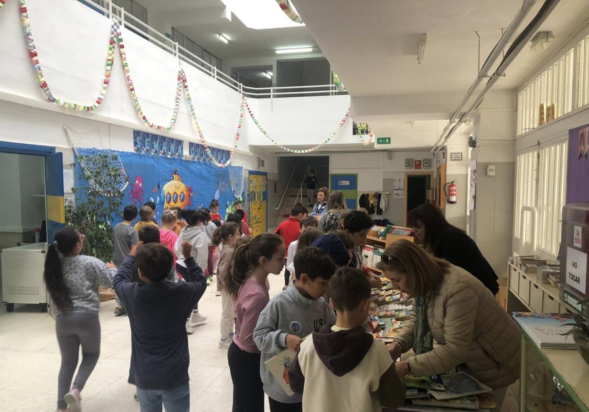 'El mar' fue el tema sobre el que giró el Día del Centro del CEIP F. Ortiz