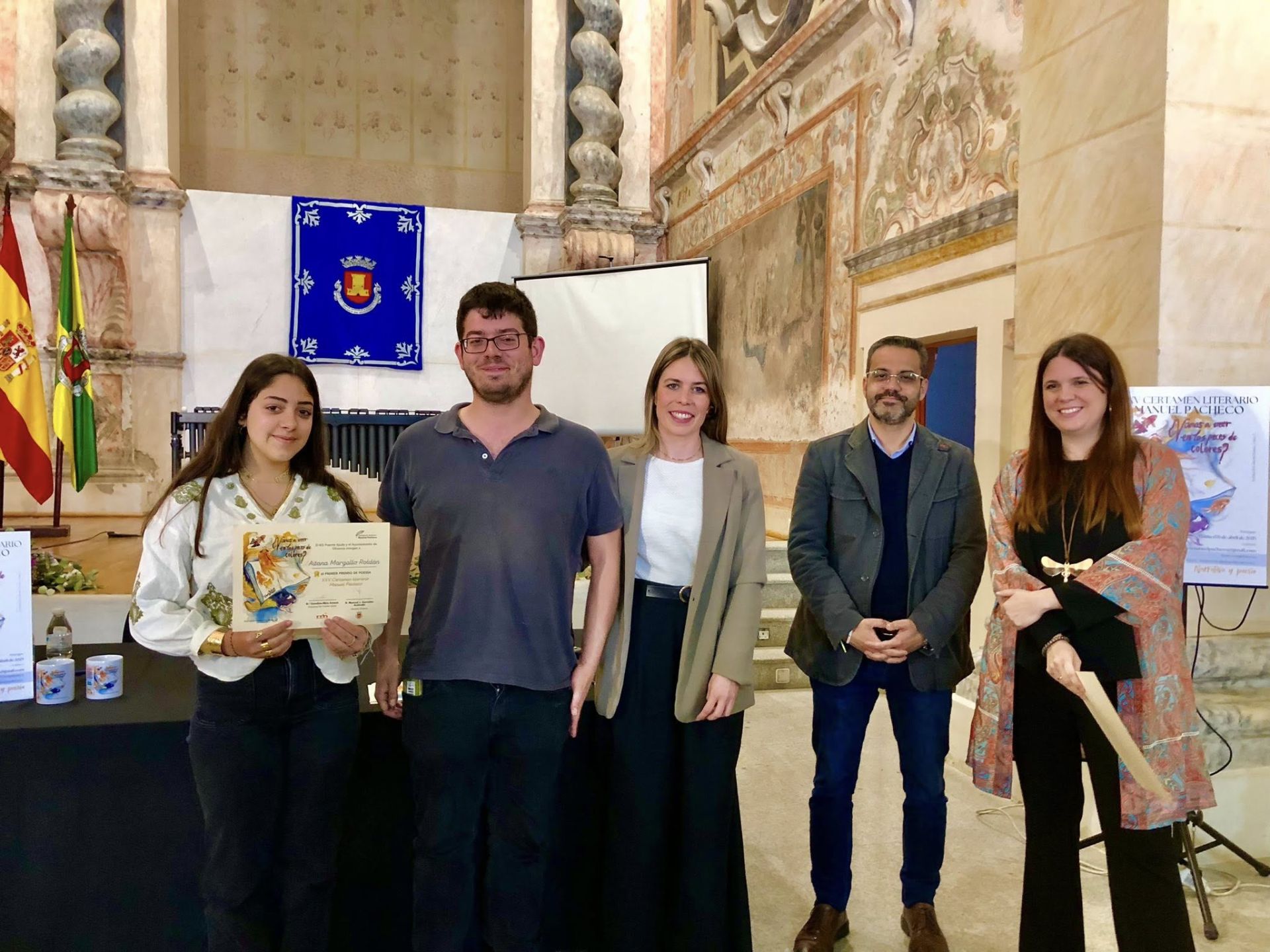 La presentación de 'La hija de la novicia' de la oliventina Elena Álvarez cerró la Semana del Libro