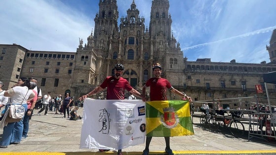 Rubio y Dordio completan el camino de Santiago en bicicleta para visibilizar la fibromialgia