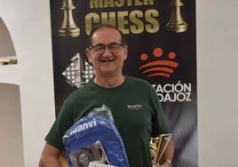 Manolo Ruíz gana el IV Torneo Master Chess del Club Ajedrez Santa Isabel