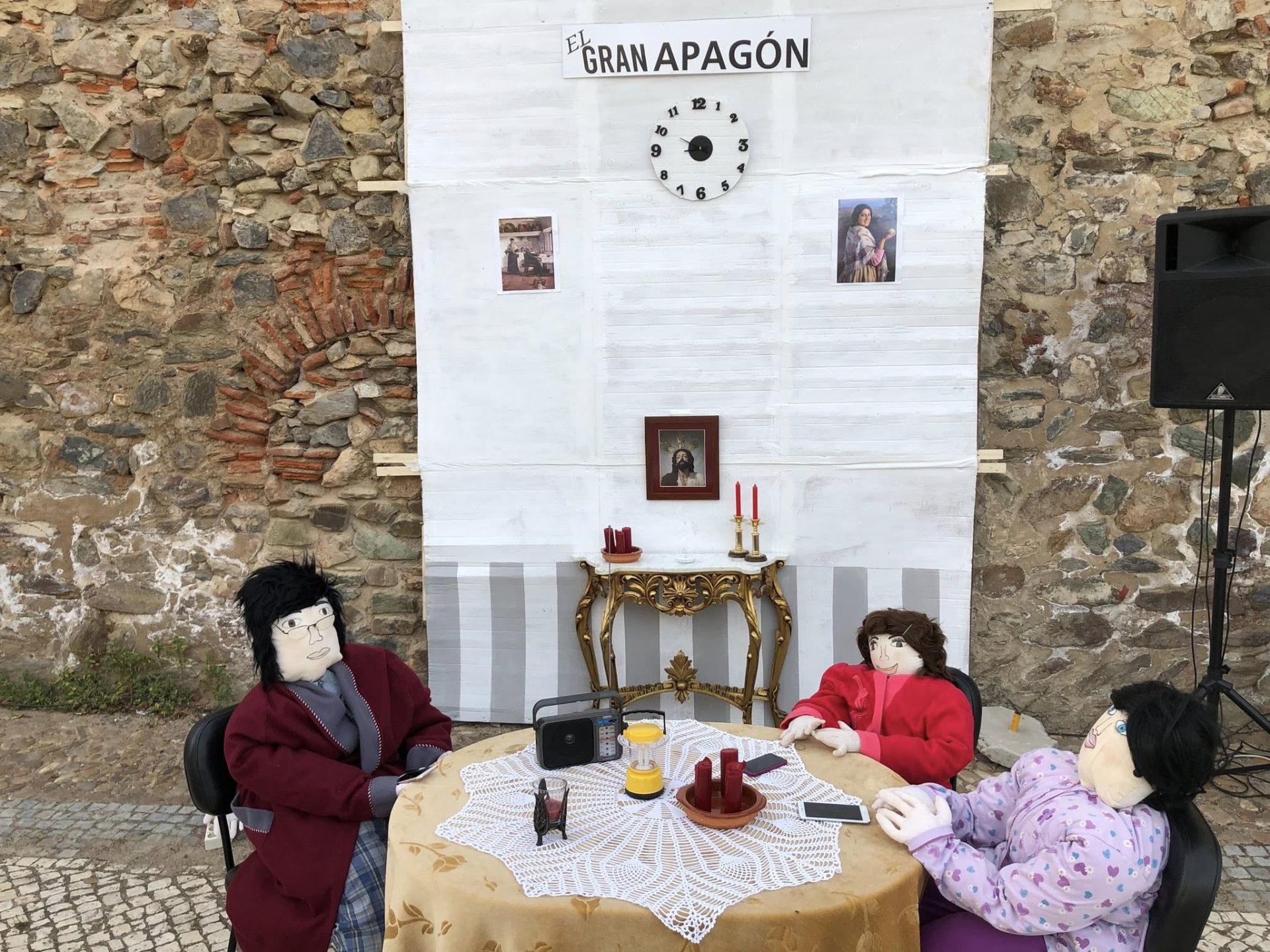 La Asociación de Costaleros 'Los Obreros' gana el concurso de Muñecas de San Juan con 'Lembranças'