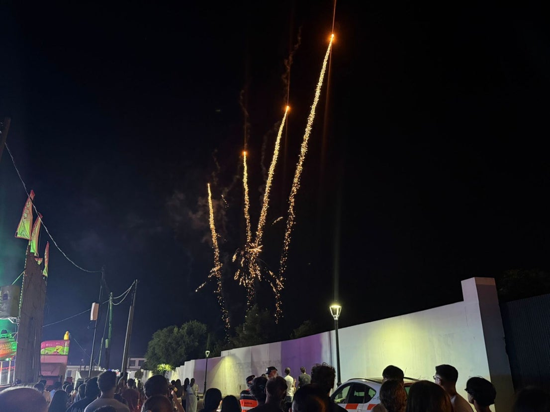 La carrera de autos locos llenó de diversión la feria de La Farrapa