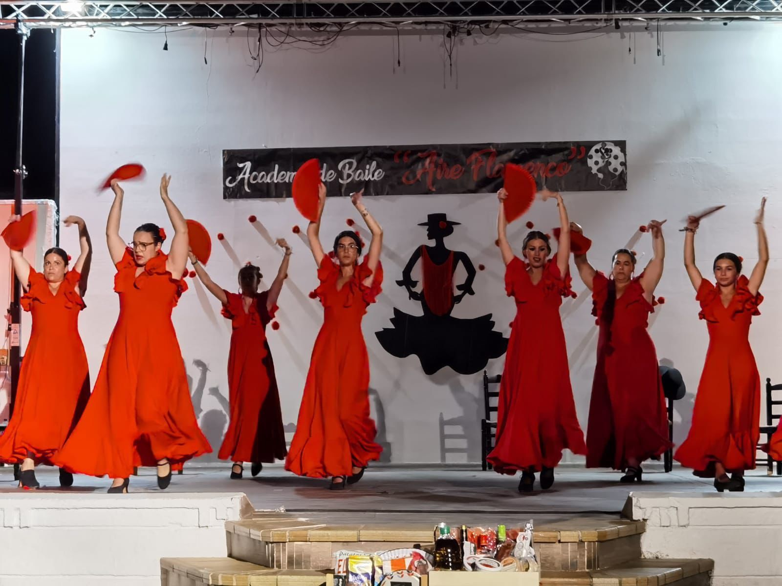 'Rojo Compás' desborda arte y emoción en el Festival de Aire Flamenco
